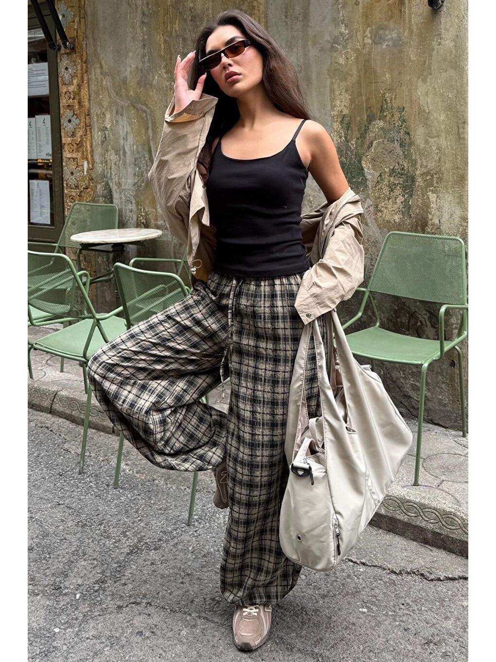 Bej Ekose Desenli Yüksek Bel Balon Fit Kadın Pantolon Mg2726-1