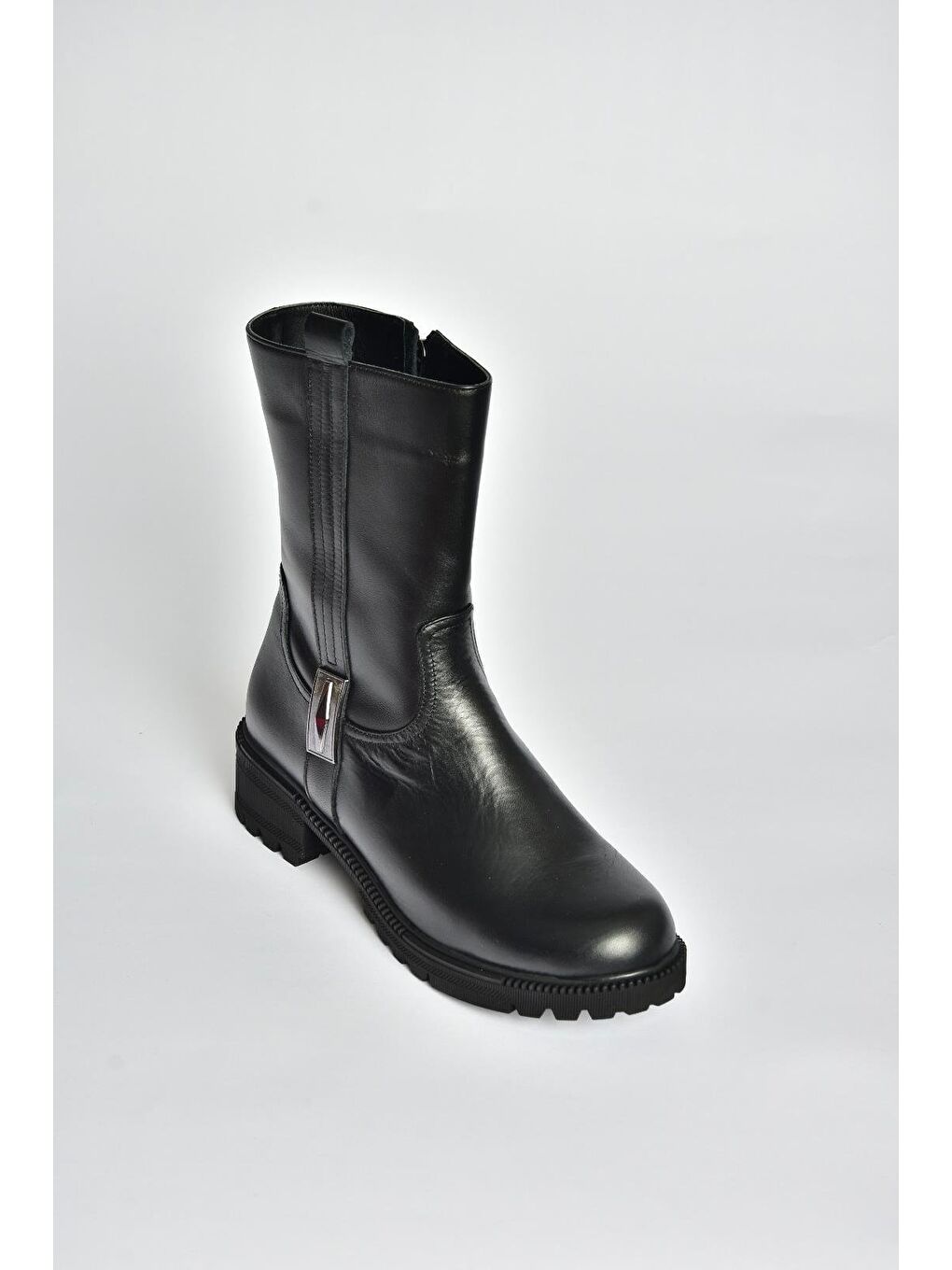 Siyah Kadın Bot V654070603-5