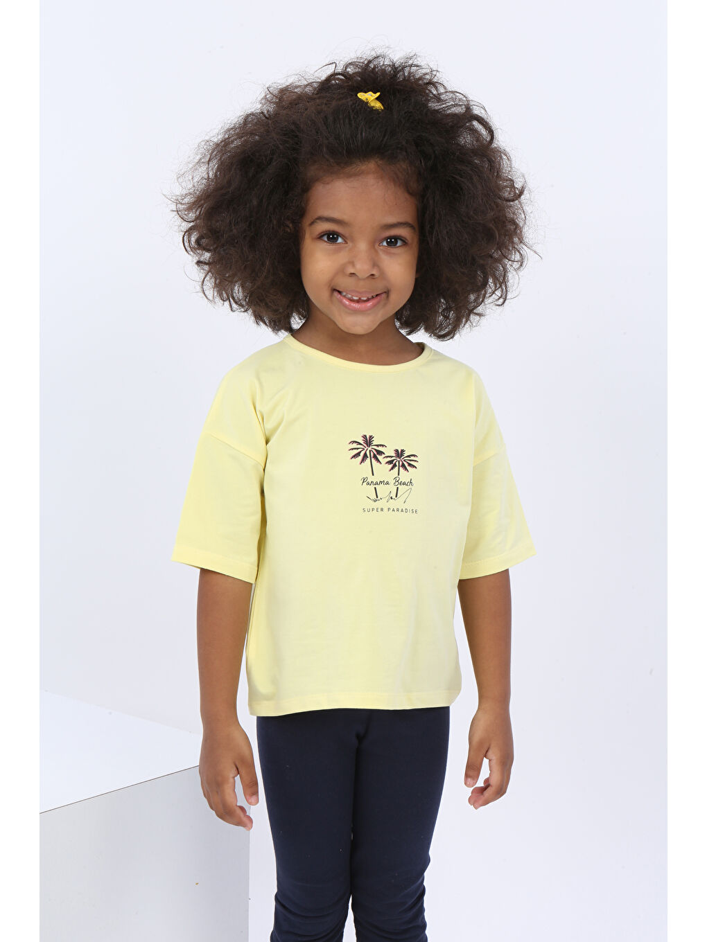 Sarı Kız Çocuk Panama Beach Baskılı Tişört