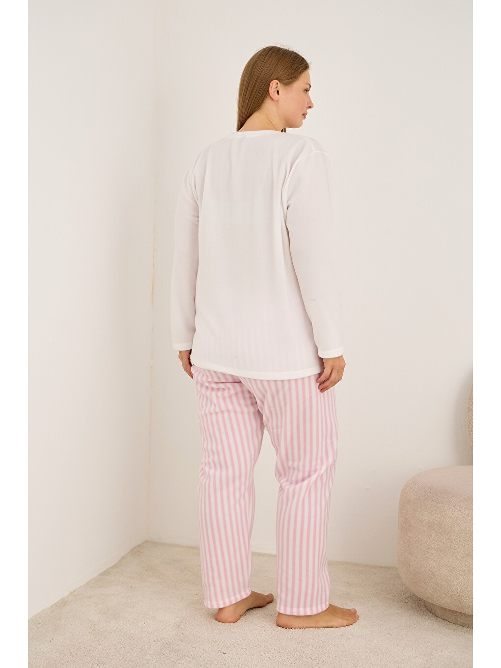 Karışık Nakışlı Büyük Beden Polar Kışlık Örme Pijama Takım 25222570-1