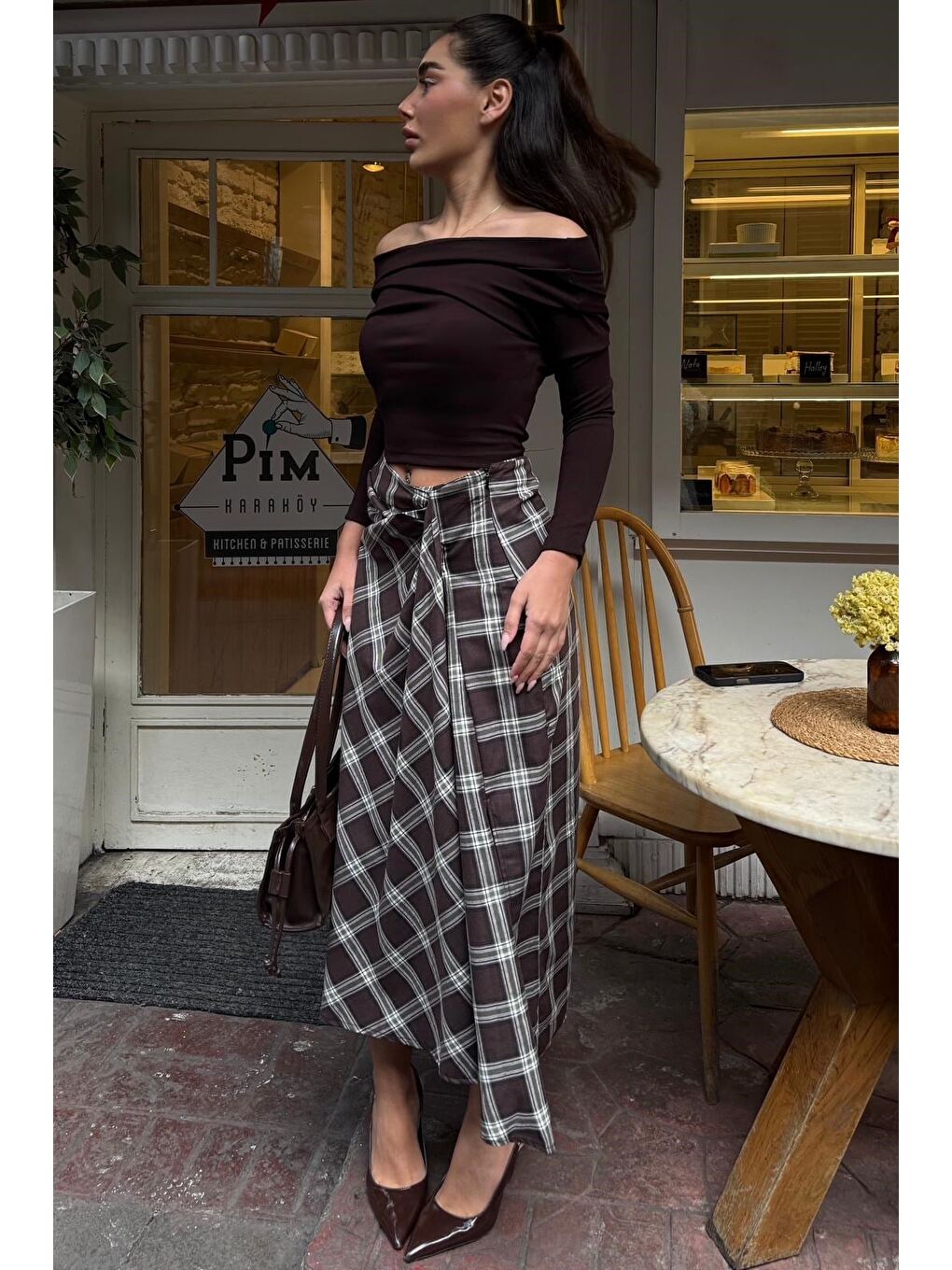 Kahverengi Ekose Desenli Yırtmaç Detaylı Kruvaze Midi Kadın Etek Mg2690-8