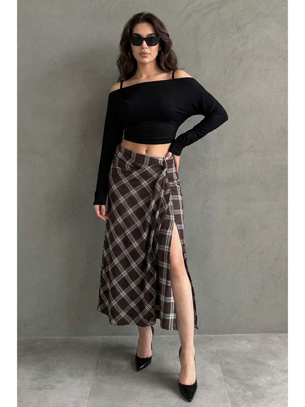 Kahverengi Ekose Desenli Yırtmaç Detaylı Kruvaze Midi Kadın Etek Mg2690-9