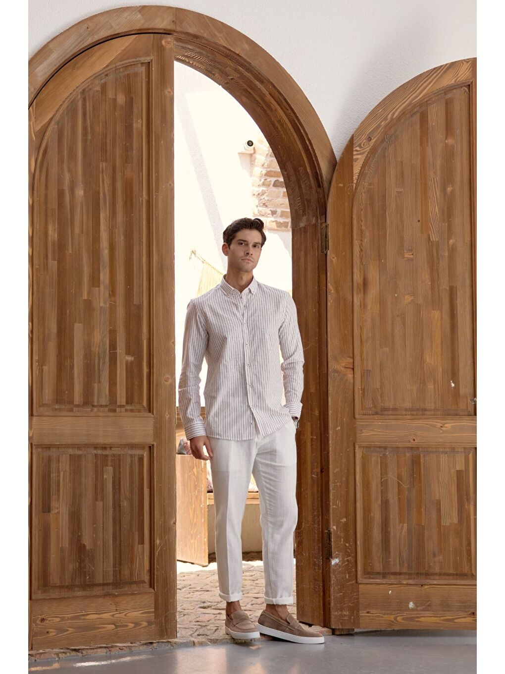 Gri Onan Erkek Klasik Gömlek Modern Slim Fit Keten Görünümlü İnce Çizgili Desen-4