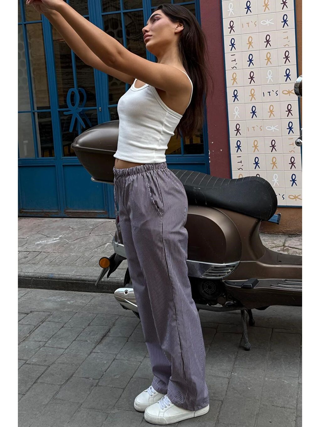 Kahverengi Beli Ayarlanabilir Bol Paça Dökümlü Çizgili Pantolon Mg2087-1