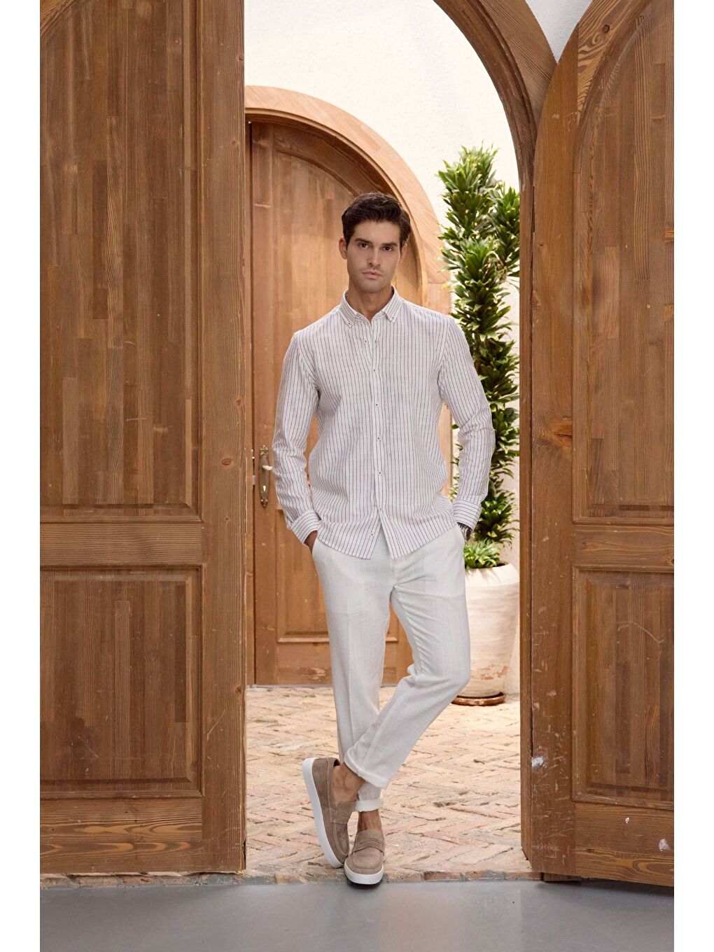 Gri Onan Erkek Klasik Gömlek Modern Slim Fit Keten Görünümlü İnce Çizgili Desen-6