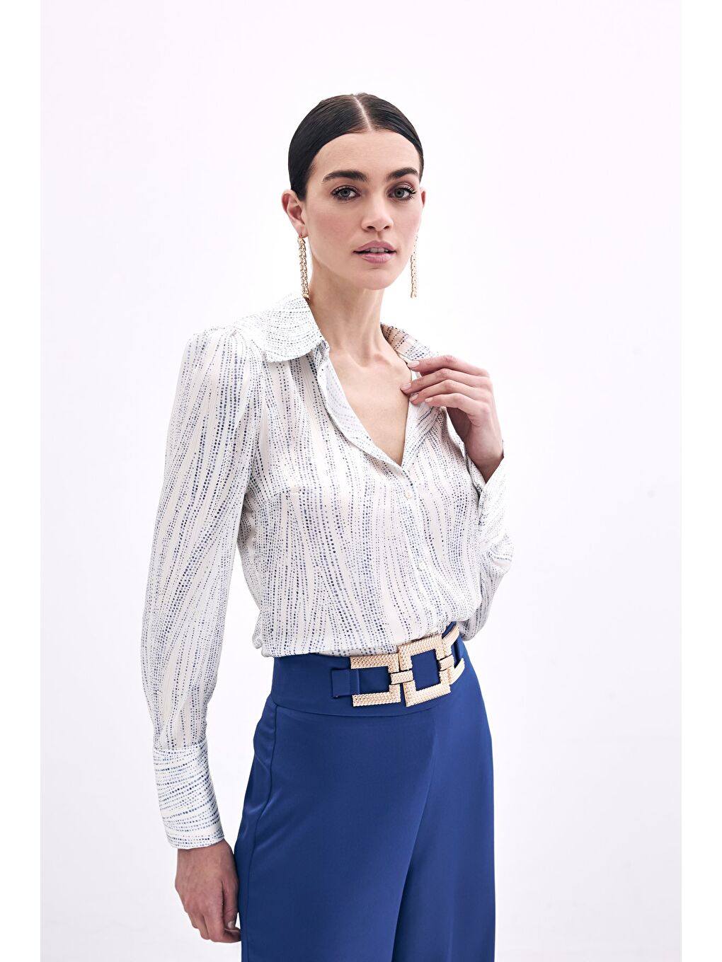 Geniş Manşetli Gömlek - Ekru-Mavi-2