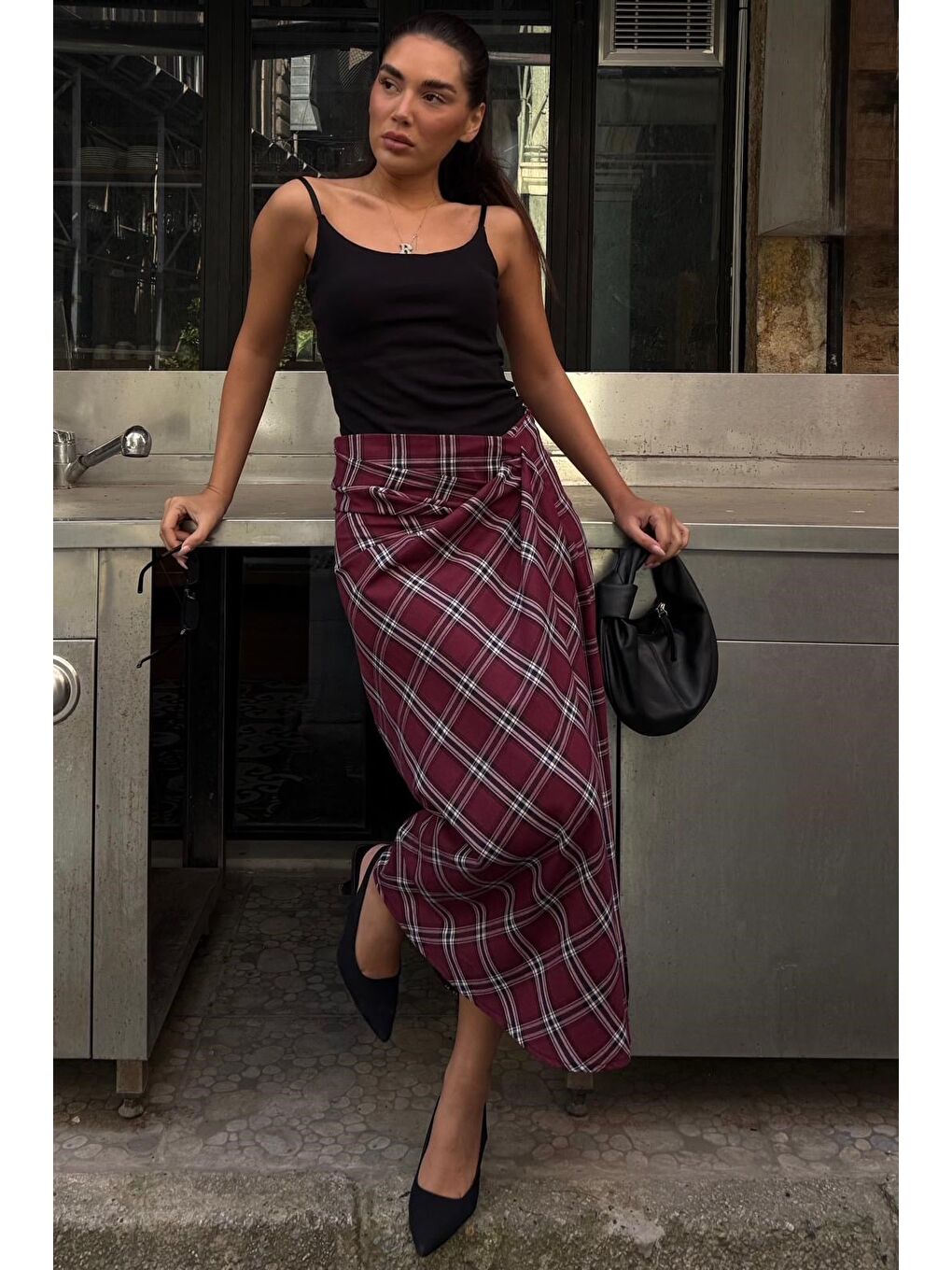 Bordo Ekose Desenli Yırtmaç Detaylı Kruvaze Midi Kadın Etek Mg2690-4