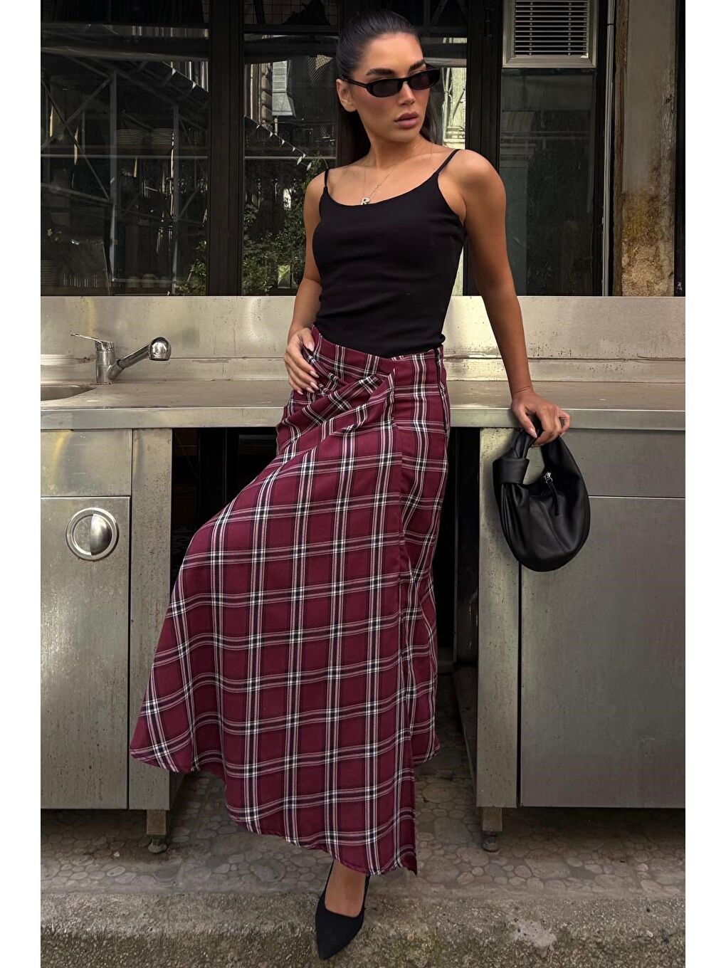 Bordo Ekose Desenli Yırtmaç Detaylı Kruvaze Midi Kadın Etek Mg2690-6