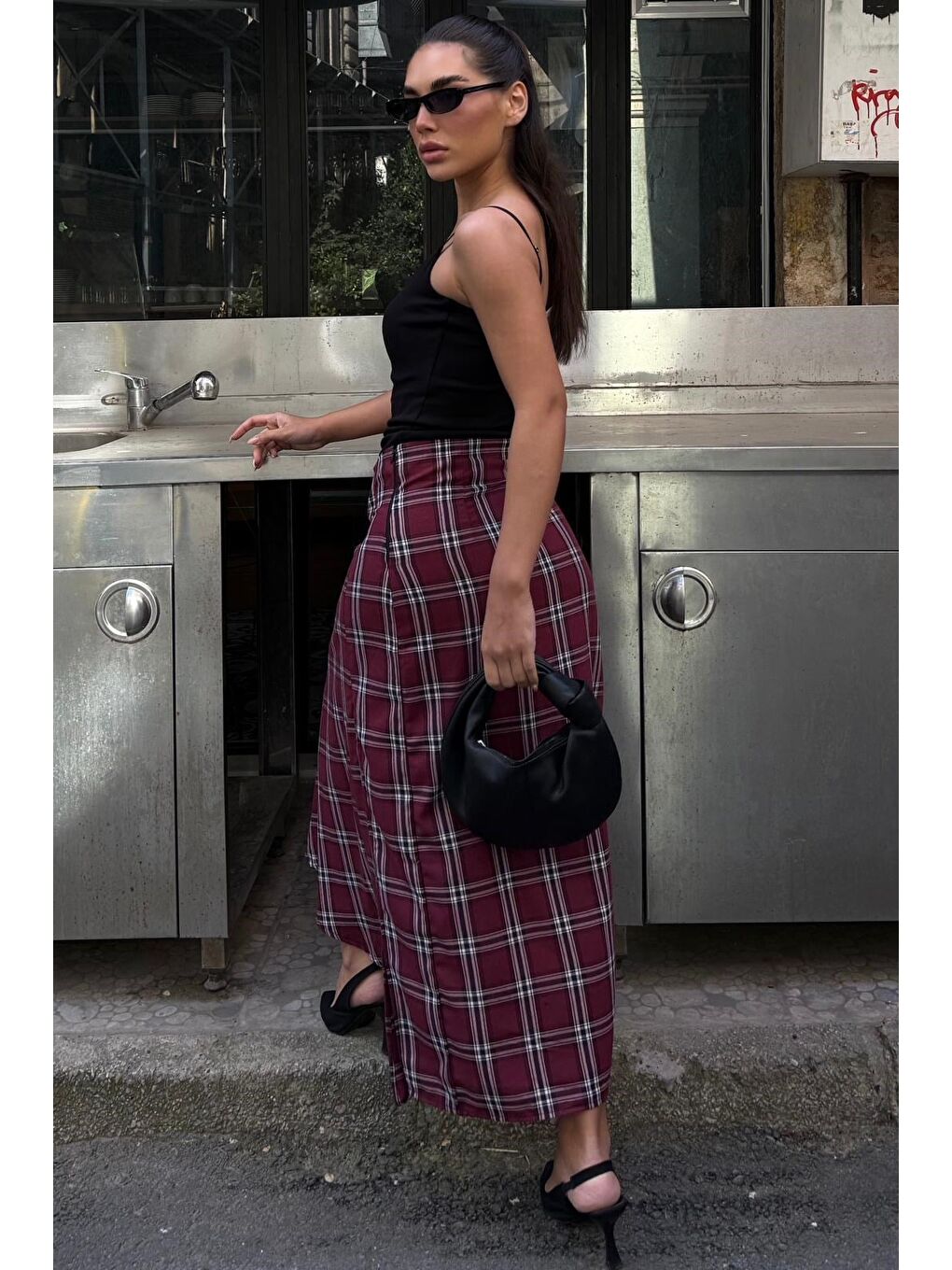 Bordo Ekose Desenli Yırtmaç Detaylı Kruvaze Midi Kadın Etek Mg2690-7