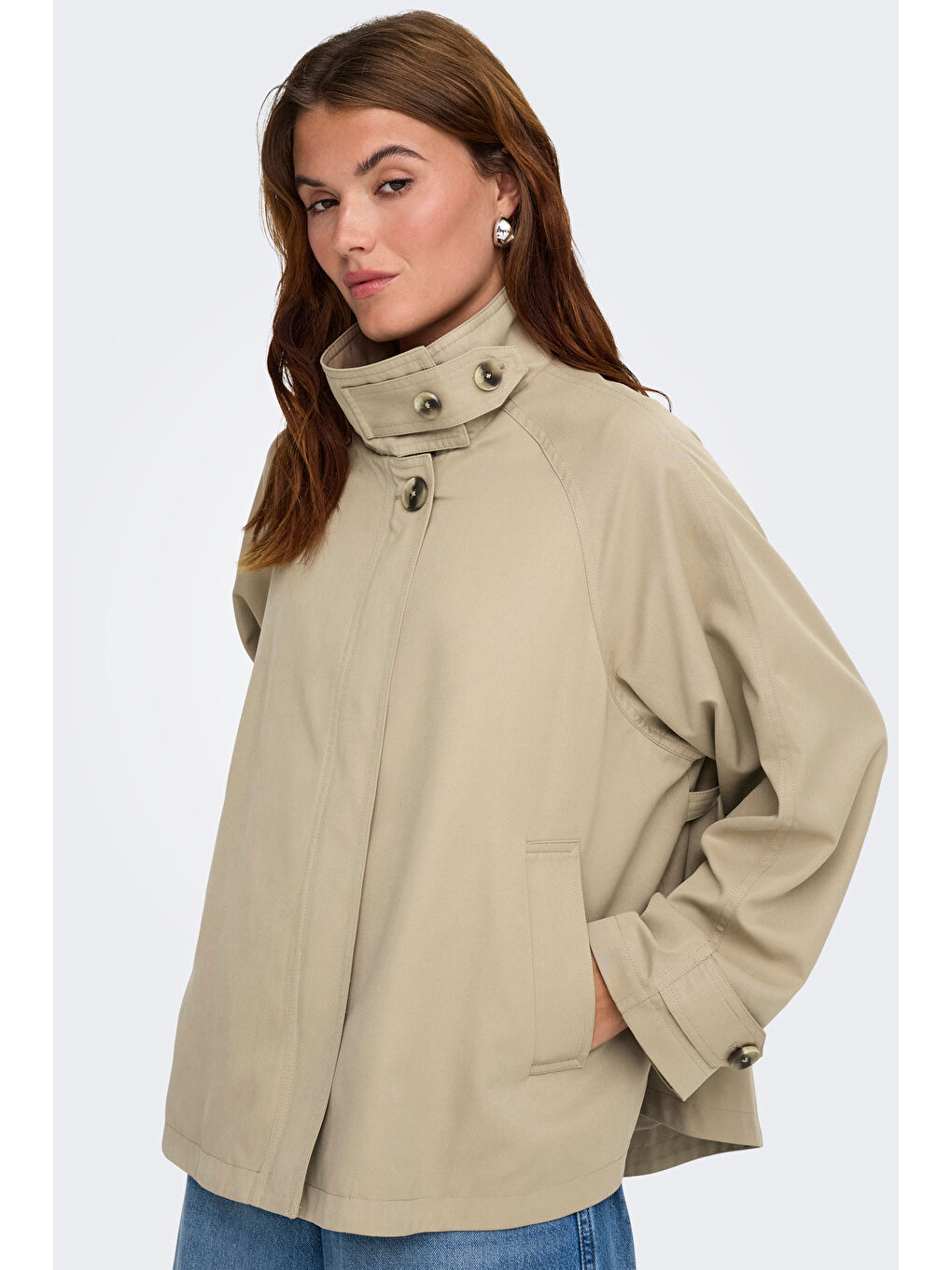 Bej Onlnana Relaxed Fit Düğme Ayrıntılı Dik Yaka Mont 15361452-3