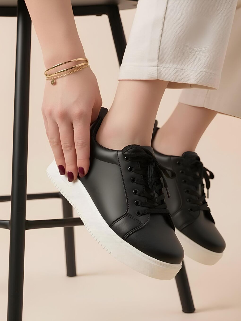 Garantili Aris Siyah Günlük Ortopedik Kadın Sneaker Spor Ayakkabı-1