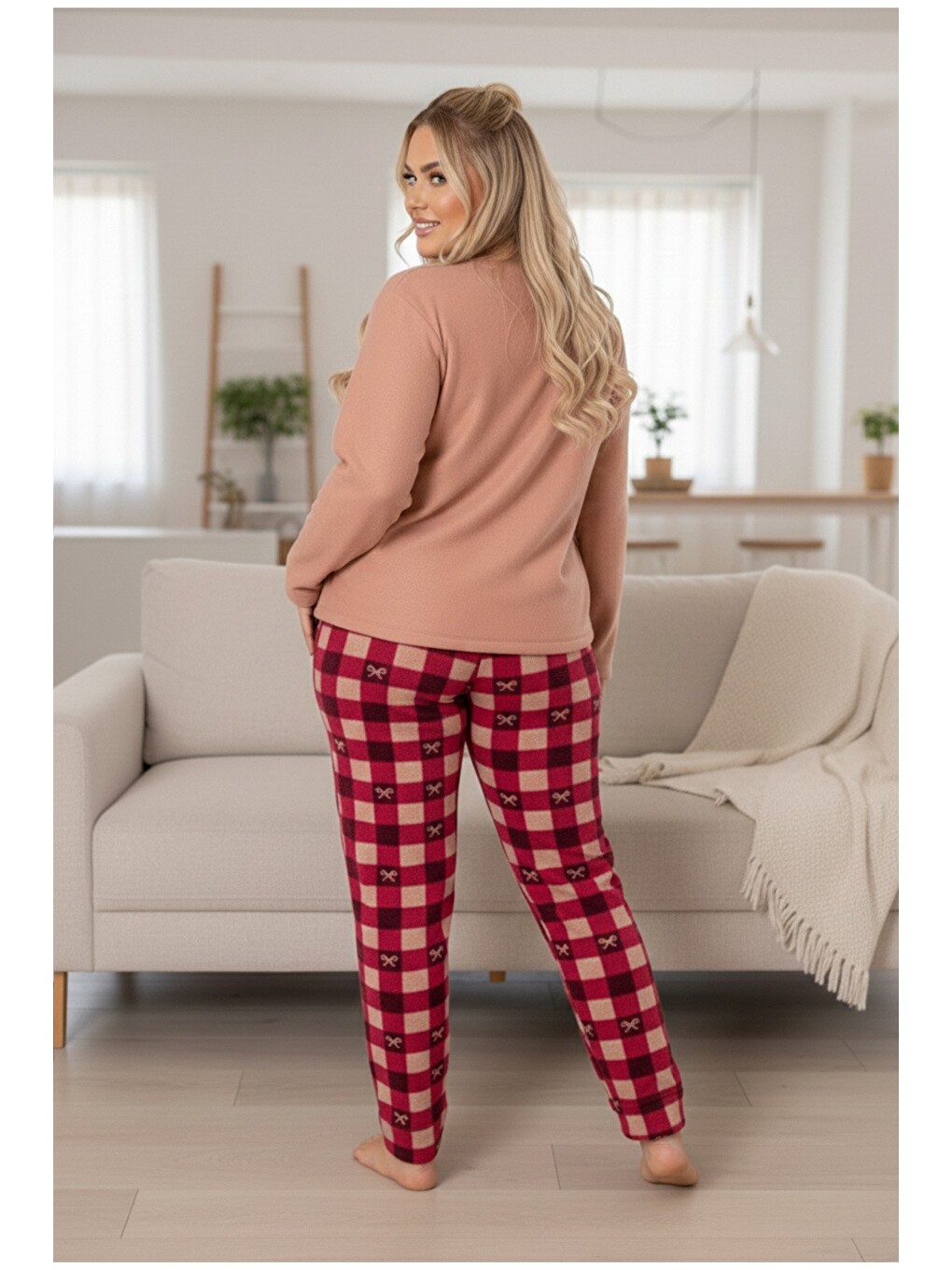 Pembe Nakışlı Desenli Büyük Beden Polar Kışlık Örme Pijama Takım 25227252-2