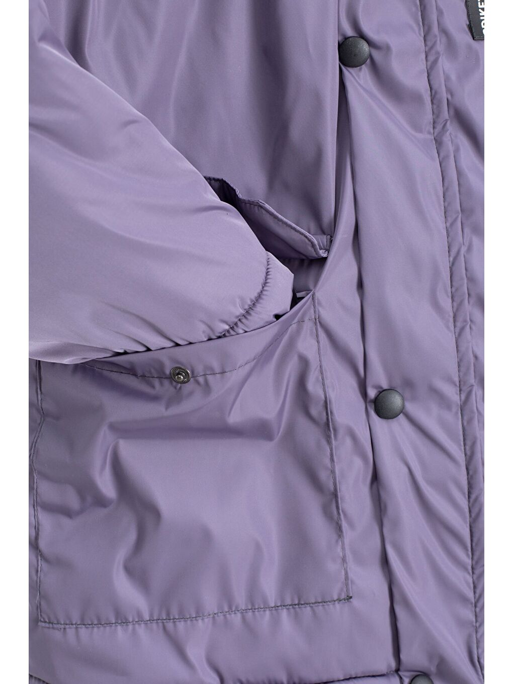 Gri Füme Yazı Detaylı Göğüs Cepli İçi Kürklü Erkek Çocuk Kapüşonlu Mont 21536-4