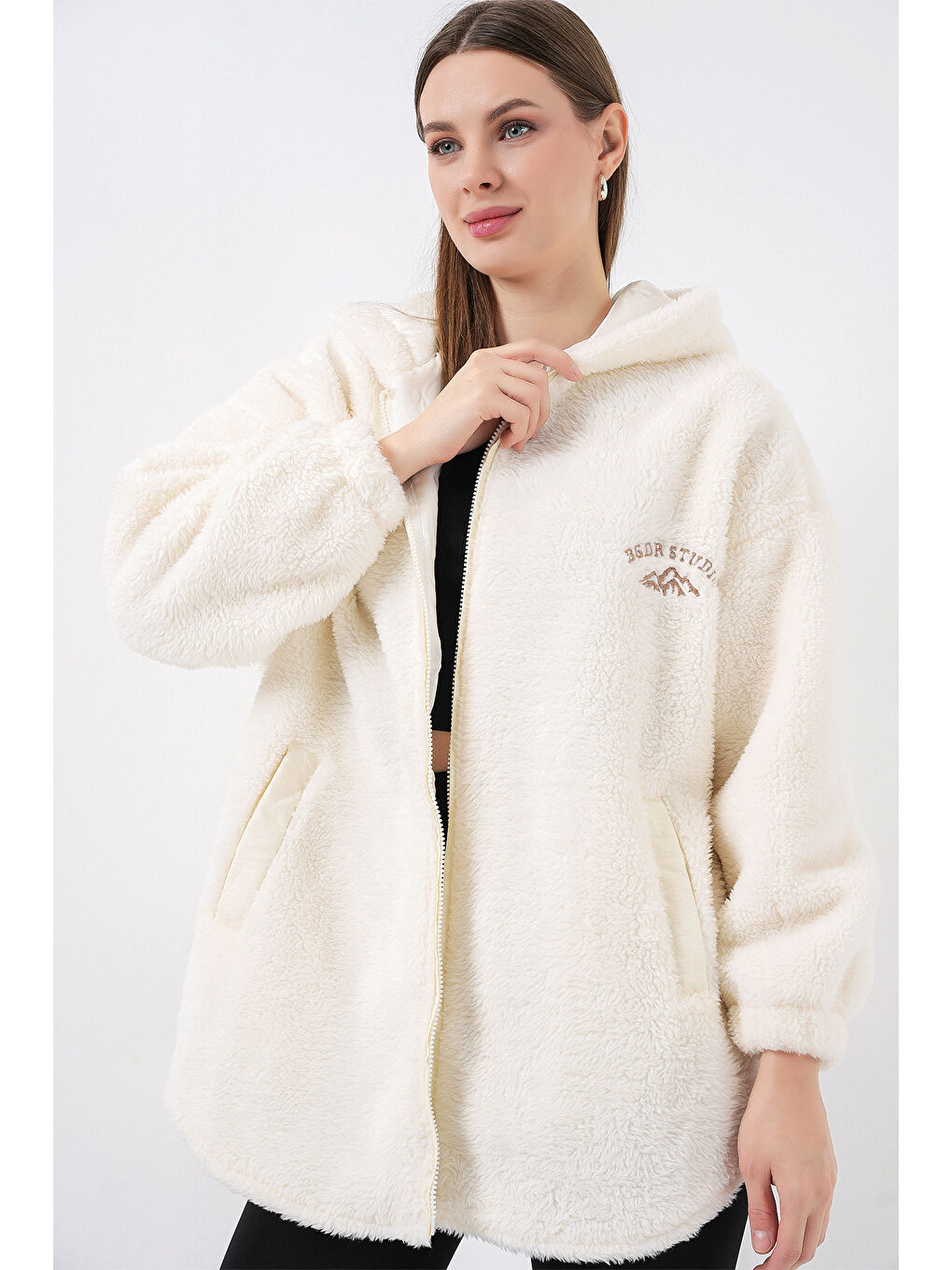 Kadın Oversize Kapüşonlu Pelüş Kaban 5207 - Ekru-4