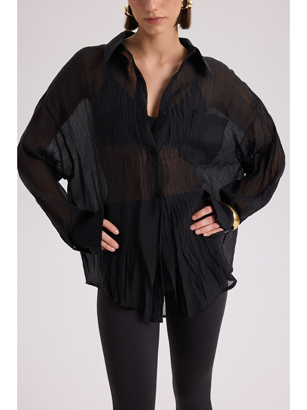 Darya Kırışık Detay Siyah Gömlek-1