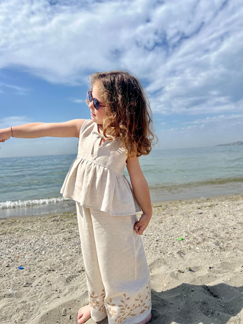 Ekru Paçaları Nakışlı Keten Takım 2-7 Yaş Naturel-1