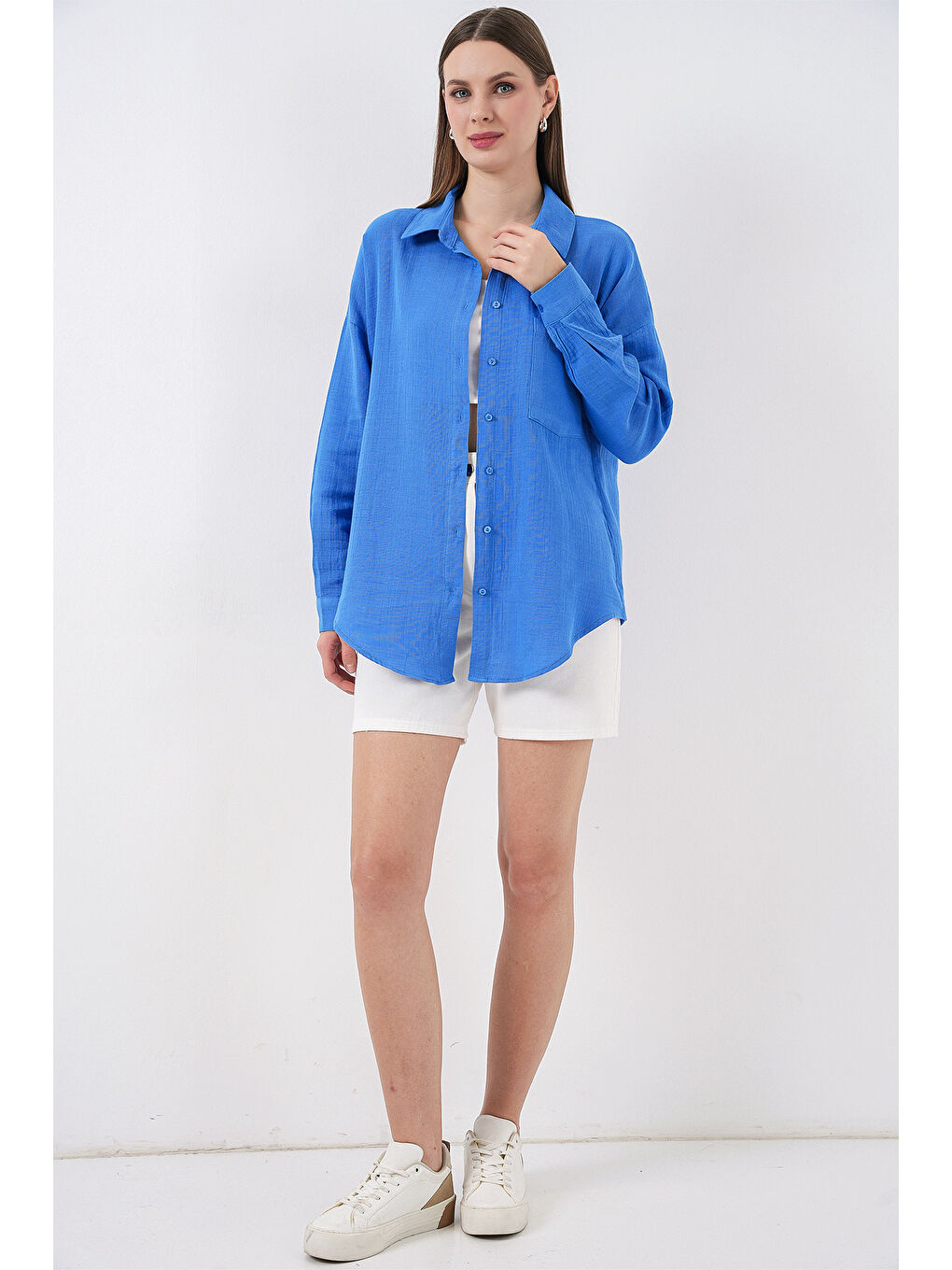 Kadın Tek Cepli Oversize Müslin Gömlek 20353 - Mavi-1