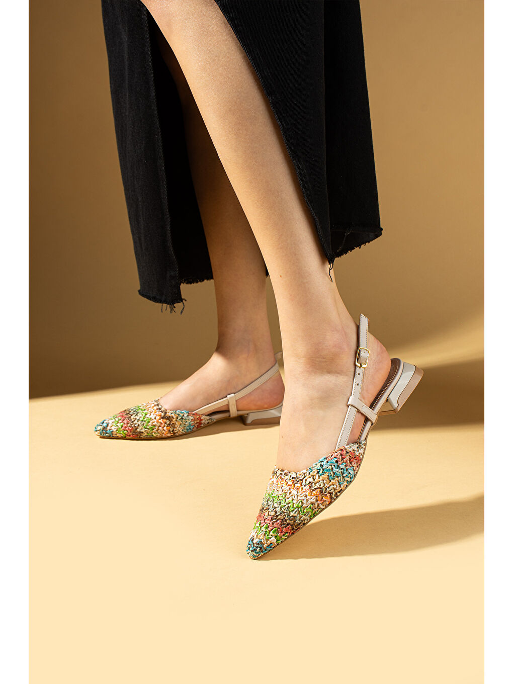 Karışık Sivri Burun Hasır Görünümlü Tokalı Rahat Kadın Babet Ayakkabı 018-667-25Hasır-2