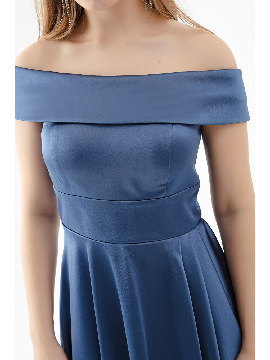 Kadın İndigo Kayık Yaka Midi Saten Abiye Elbise-3