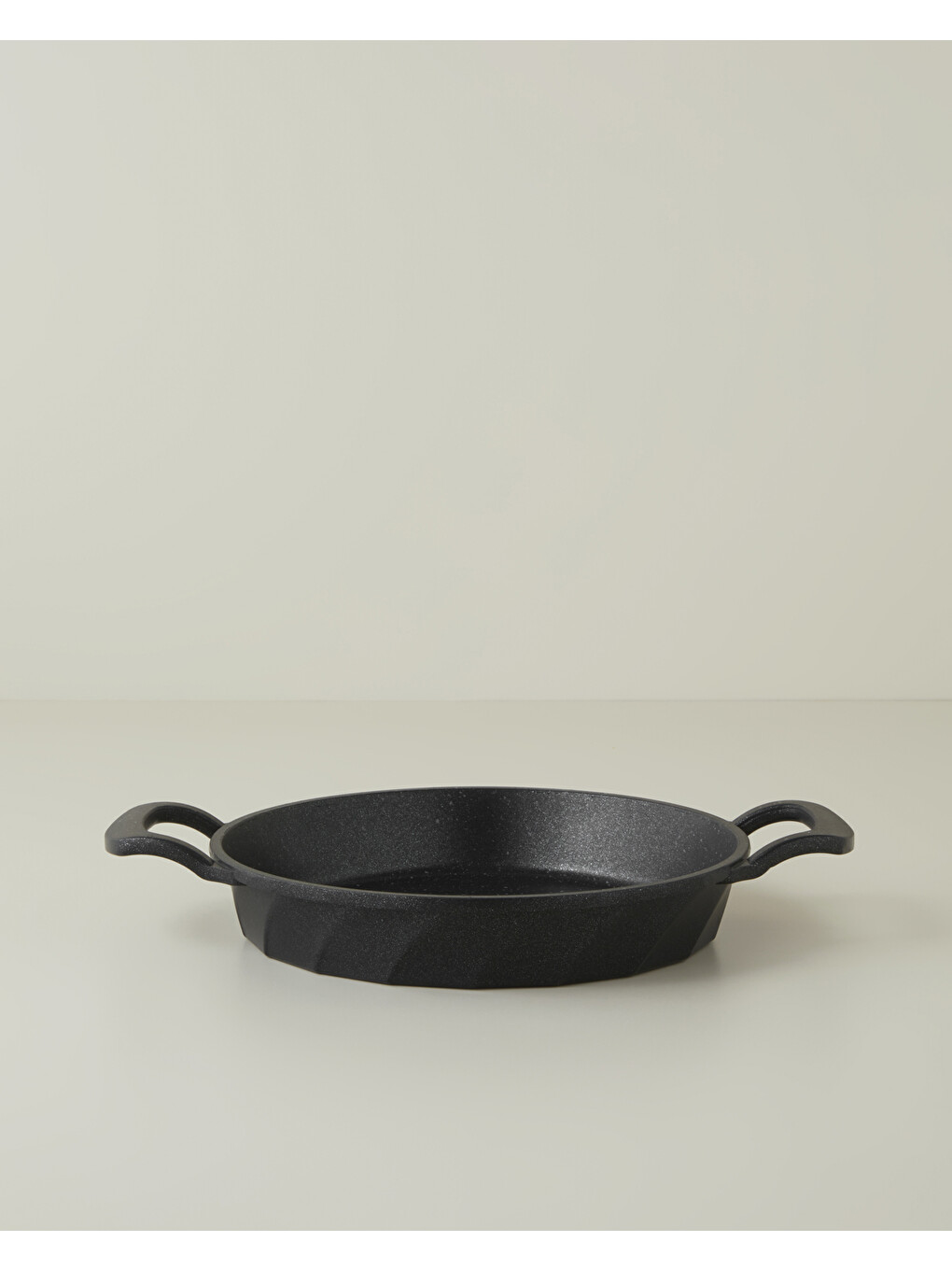 Prime Maestro Premium Döküm Sahan 22 Cm Siyah
