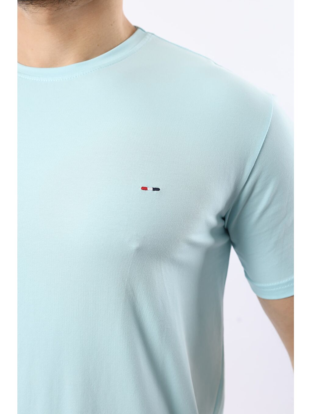 Mavi Erkek Kısa Kol Yazlık Bisiklet Yaka Dar Mint Tişört-1