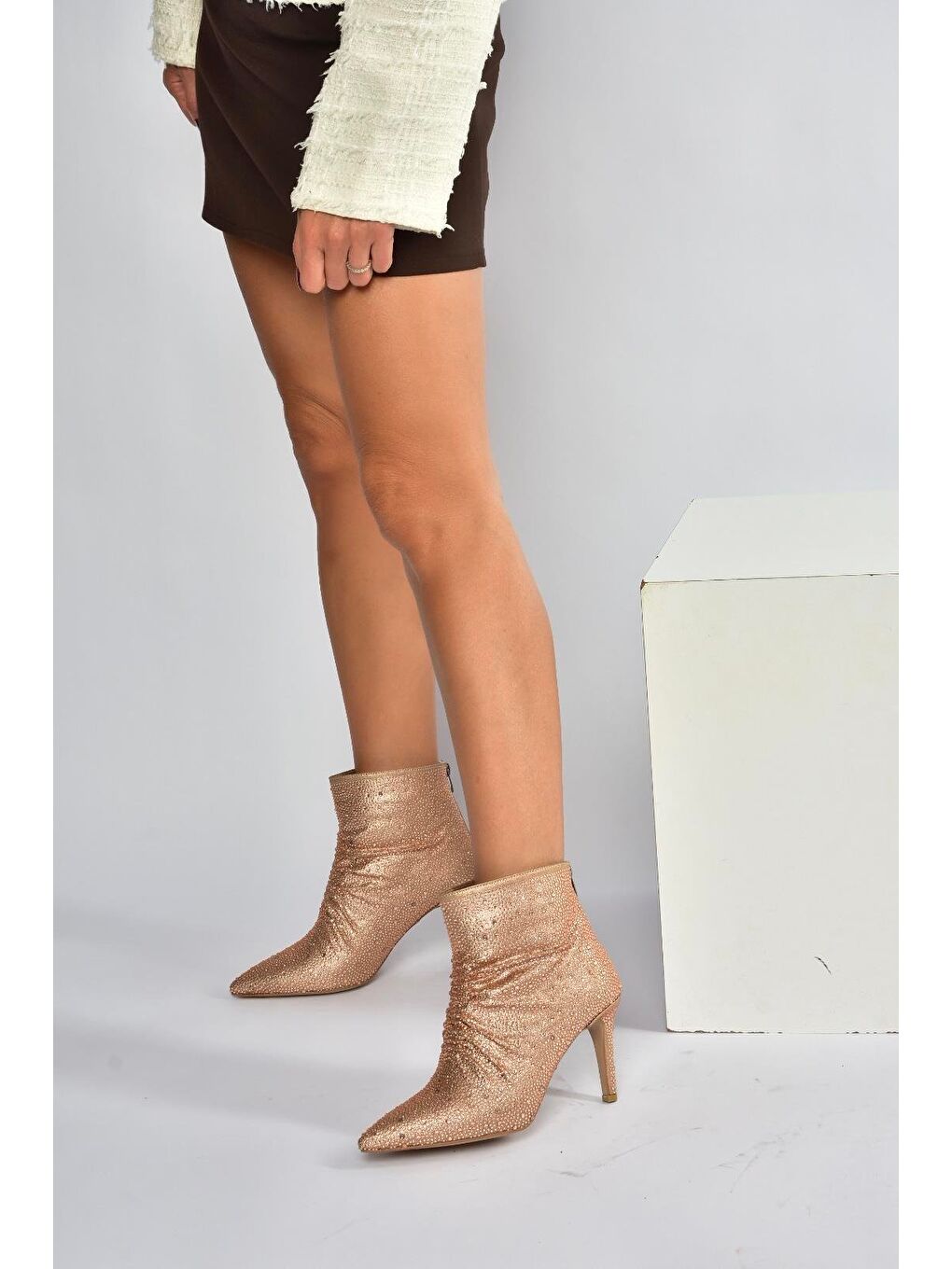 Sarı Bronz Kadın Bot V572127214-2