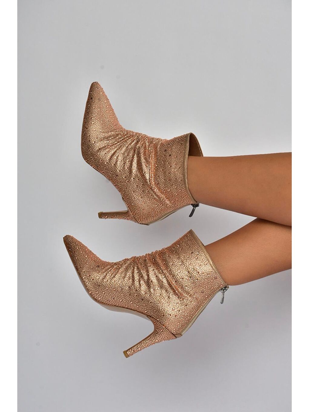 Sarı Bronz Kadın Bot V572127214-3