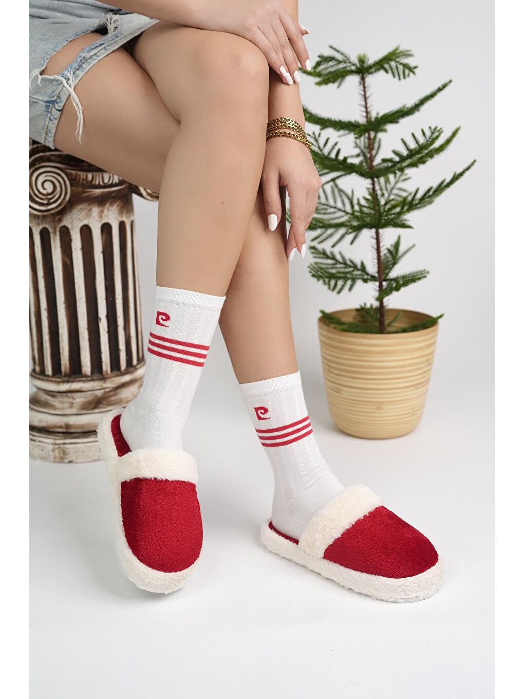 Beyaz SMT-03 Kapalı Kadın Ev Terliği Kışlık Terlik Ses Yapmayan Taban-2