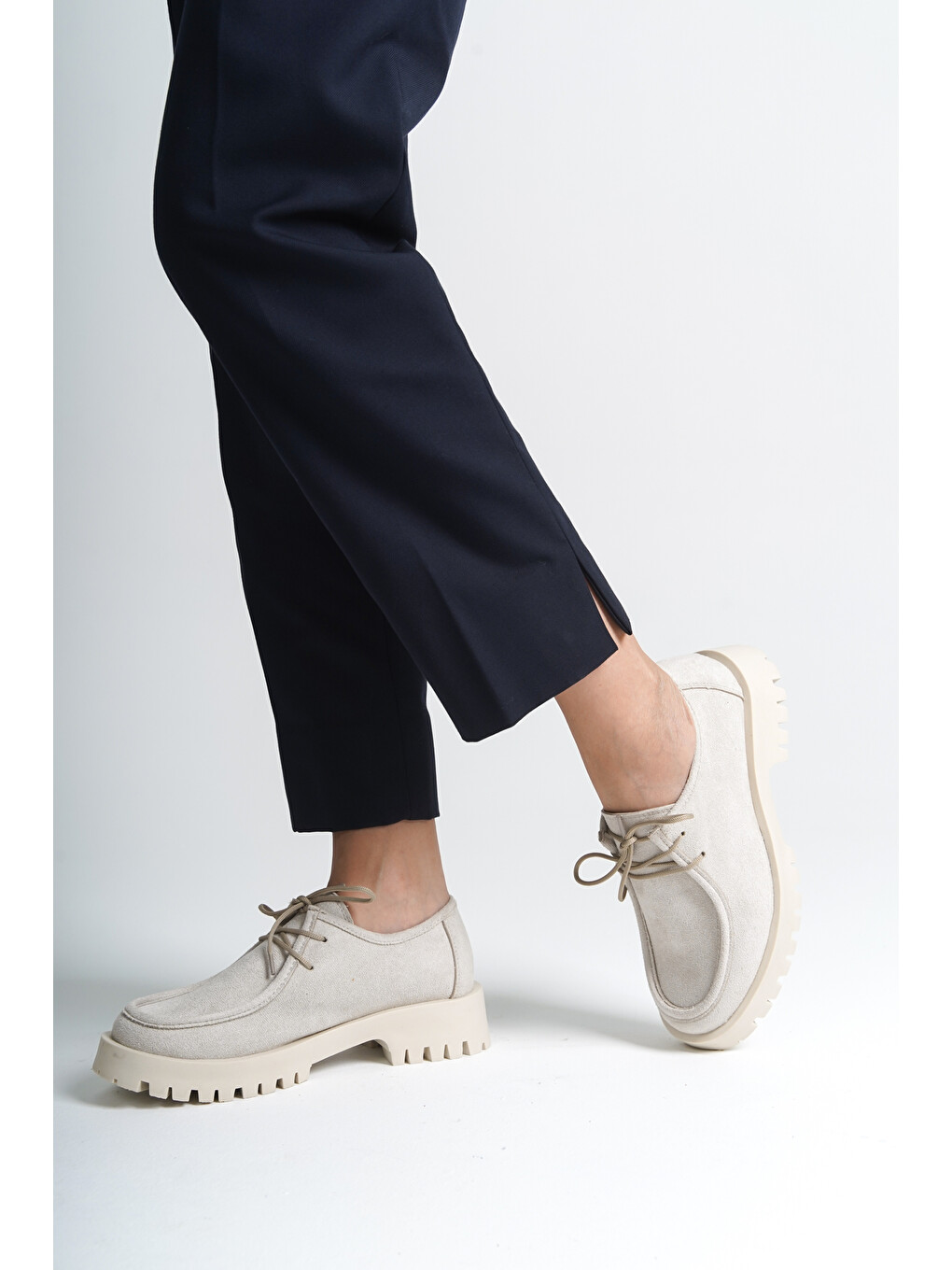 Bej Shelly Trak Tabanlı Süet Kadın Loafer Ayakkabı-5