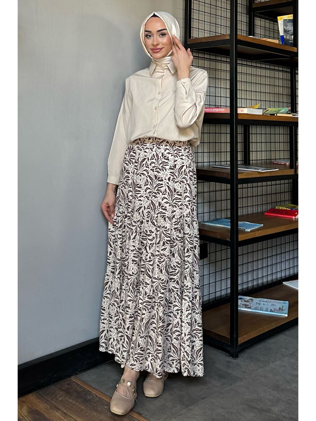 Kahverengi Kadın Üç Kat Desenli Tesettür Viskon Etek