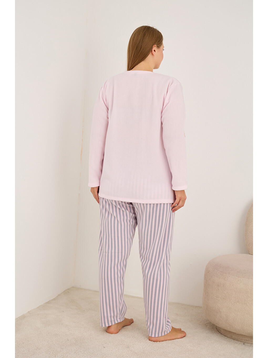 Pembe Çizgili Desenli Nakışlı Büyük Beden Polar Kışlık Örme Pijama Takım-2