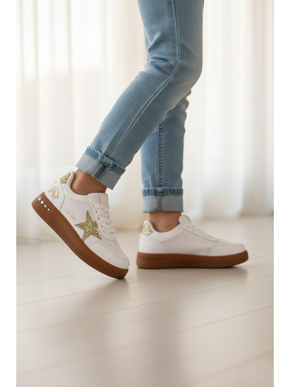 Beyaz Goldens Işıltılı Yıldız Detaylı Kız Çocuk Sneaker Konforlu Spor Ayakkabı