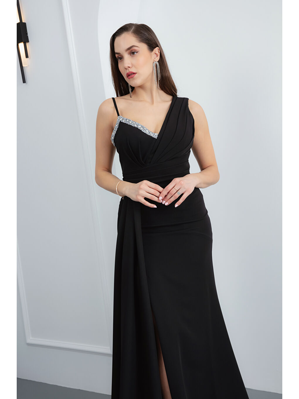 Kadın Siyah Tek Omuz Taşlı Söz Nişan Nikah Abiye Elbise-2