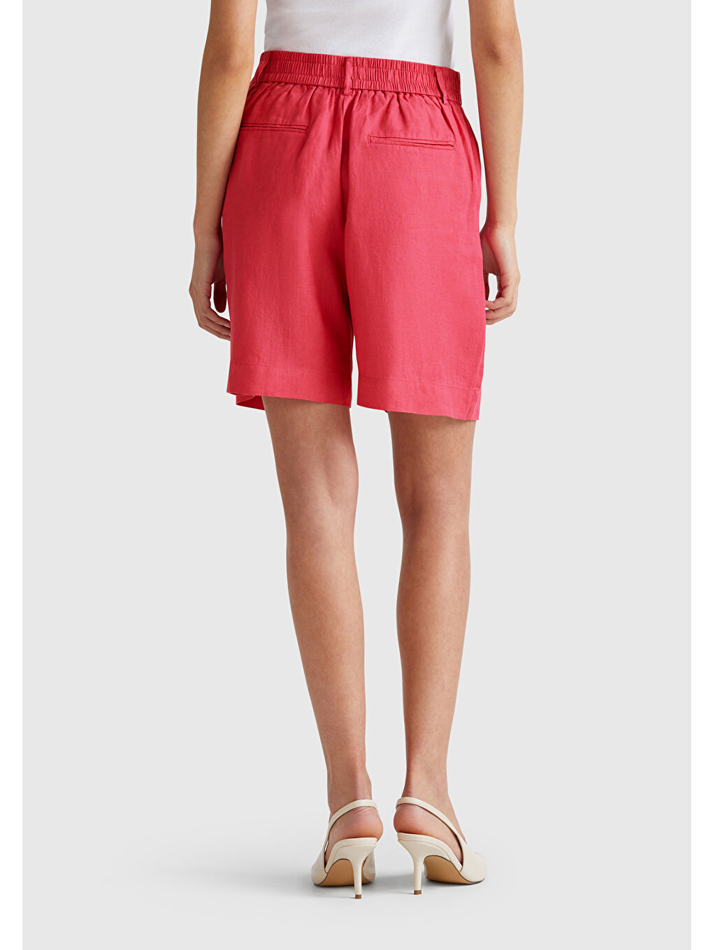 Kadın Fuşya %100 Keten Arka Beli Lastikli Pileli Relax Fit Bermuda Şort-2