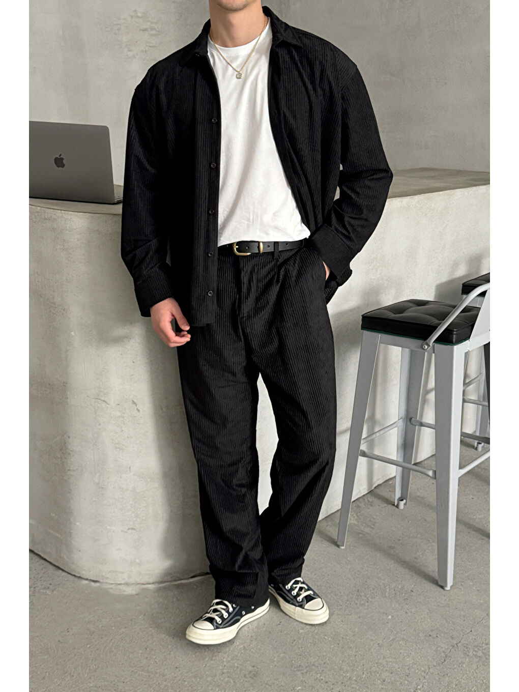 Siyah Erkek Oversize Kesim Kadife Gömlek-3