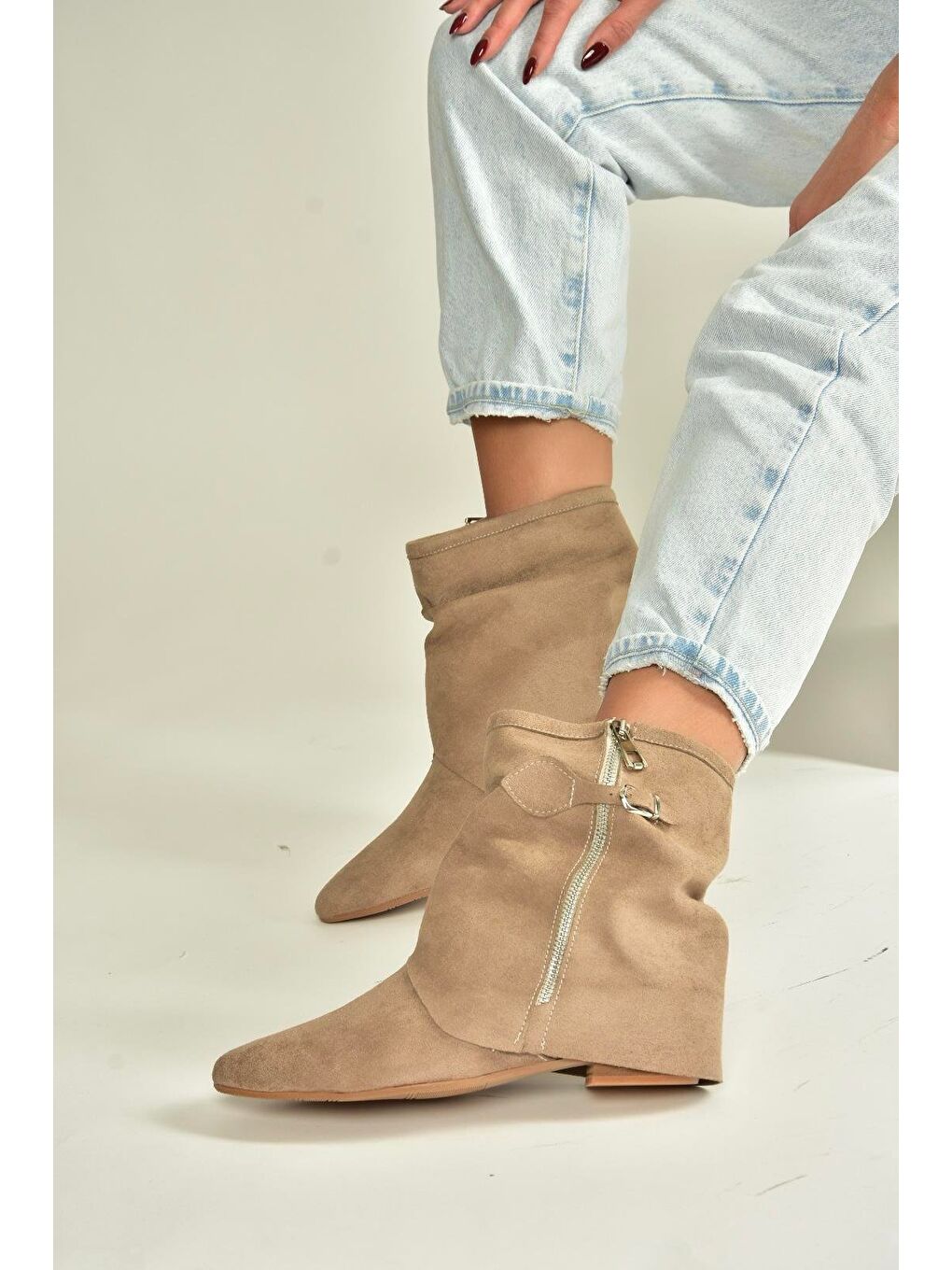 Bej Vizon Kadın Bot V380518102-1