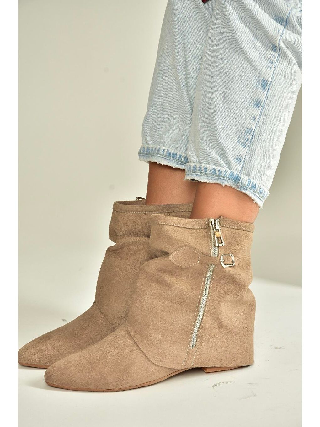 Bej Vizon Kadın Bot V380518102-4