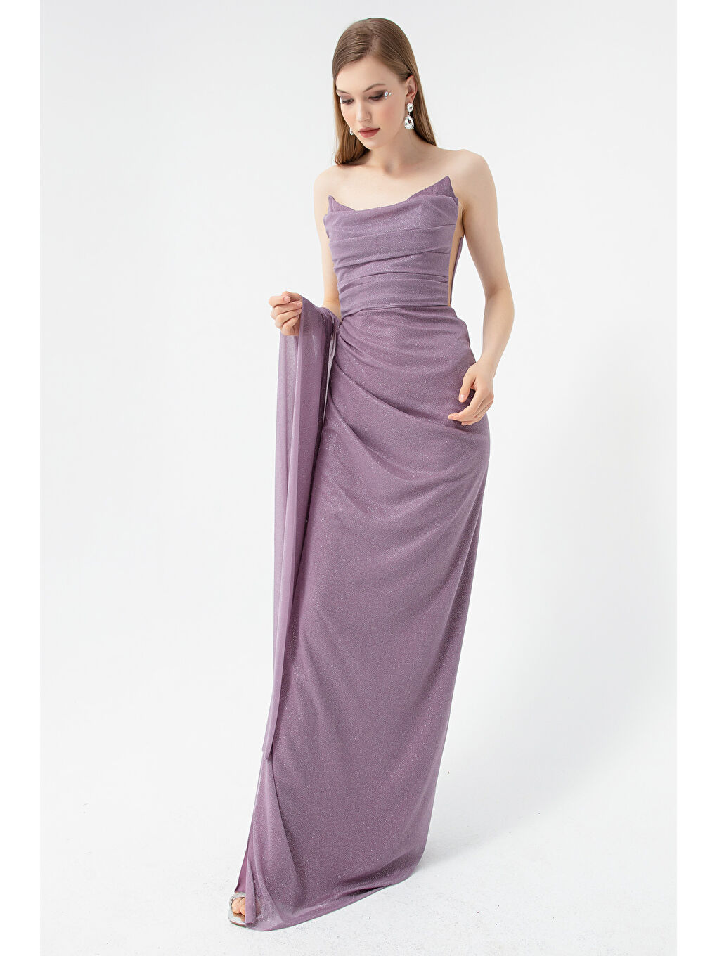 Lila Kadın Lavanta Göğüs Drapeli Yırtmaçlı Simli Abiye