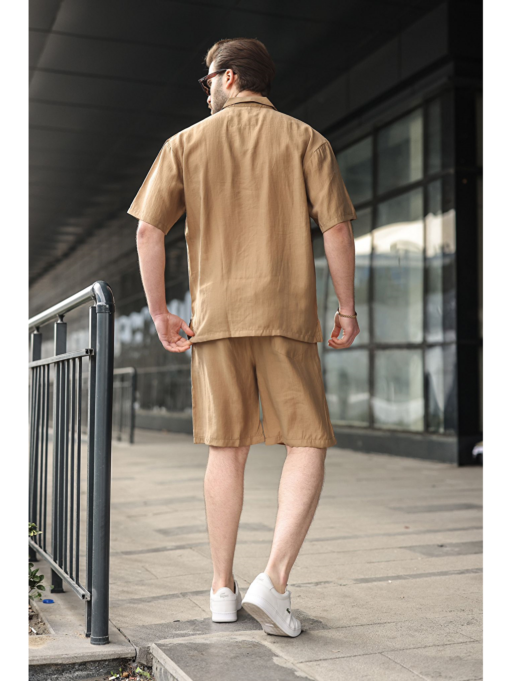 Kahverengi Camel Kumaş Erkek Şort Gömlek Takım E7352-3