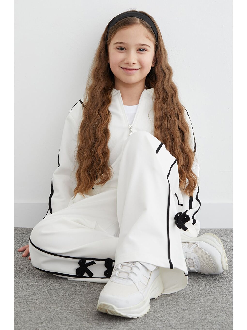 Beyaz Fiyonk Detaylı Çizgili 2 Li Kız Çocuk Takım-3