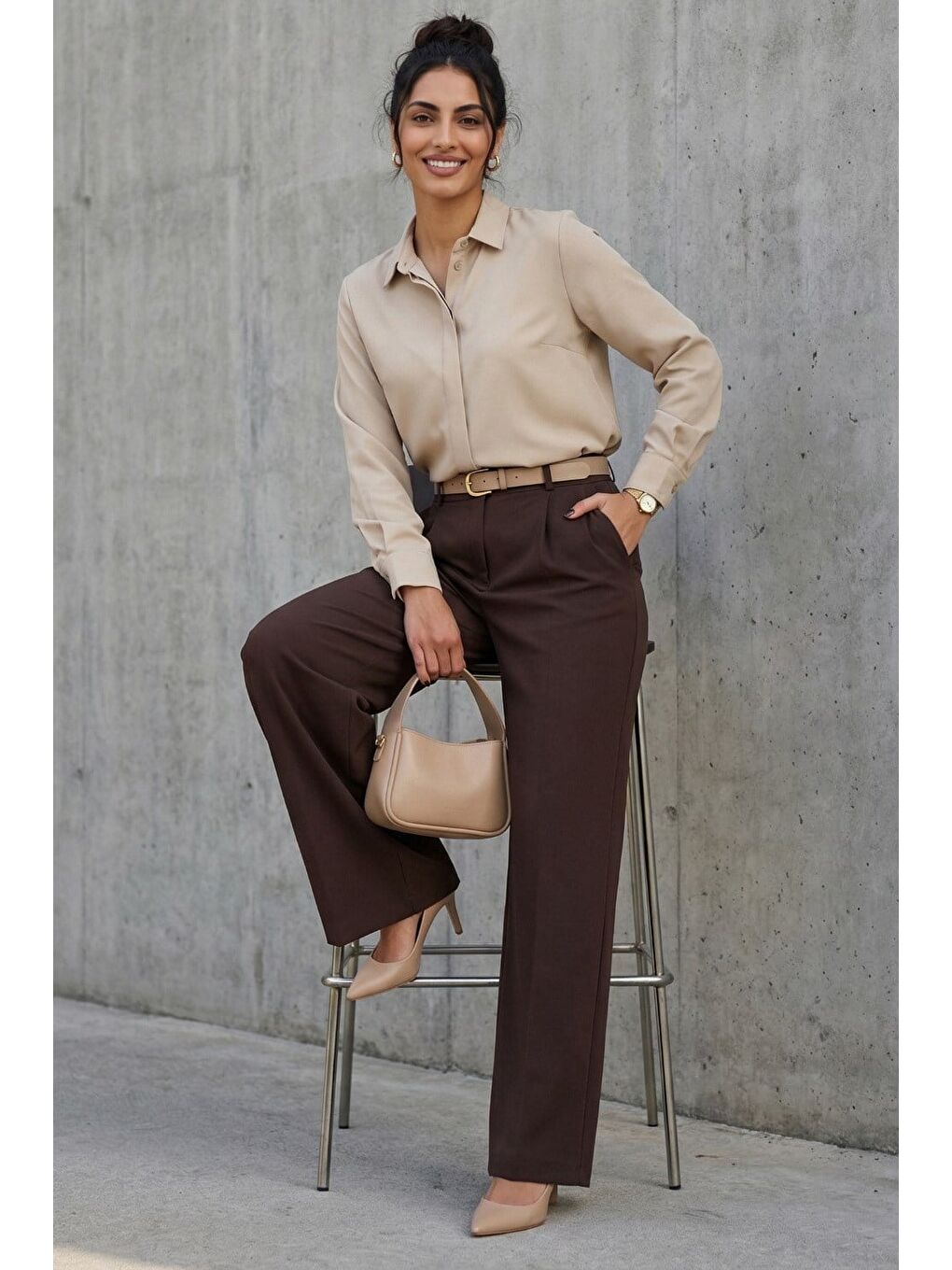 Bej Modern Kesim Kadın Gömlek Mg2674-1