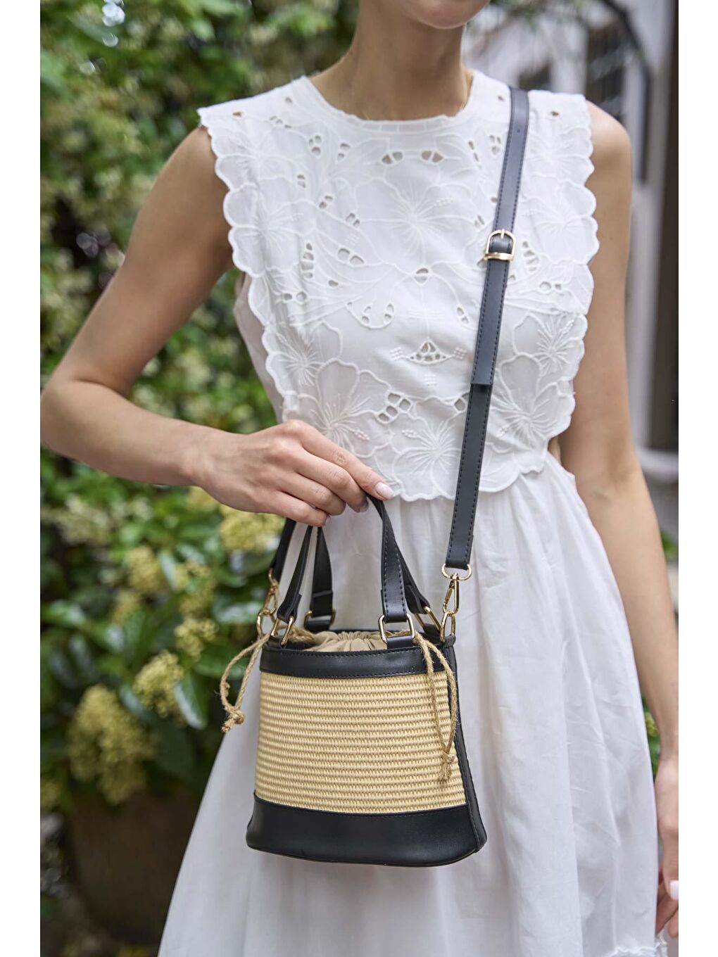 Bohem Tarzı Kova El Ve Omuz Çantası Siyah Hasır-3