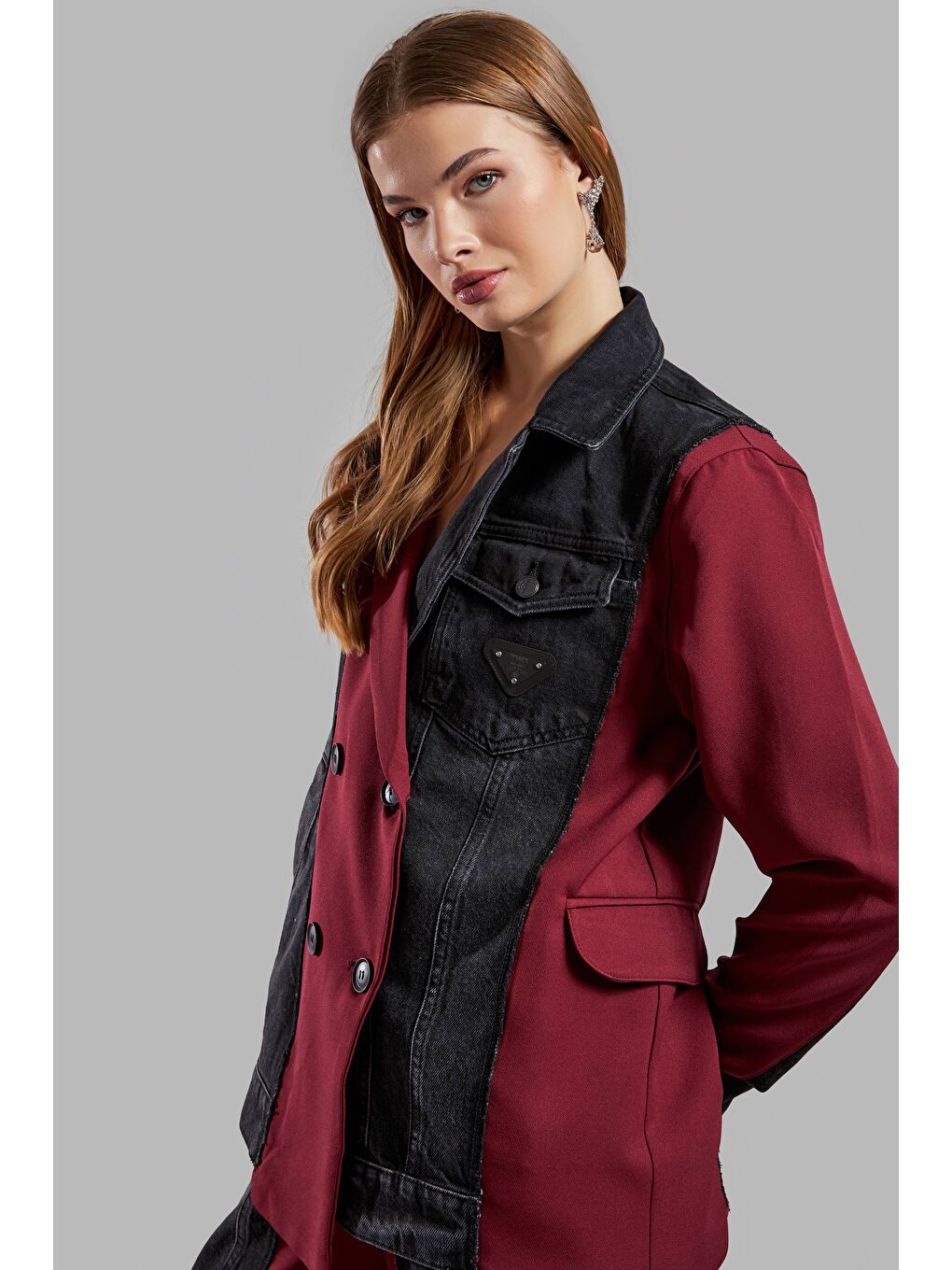Kadın Bordo Renk Denim Kumaş Karışımlı Kruvaze Tasarım Ceket-2