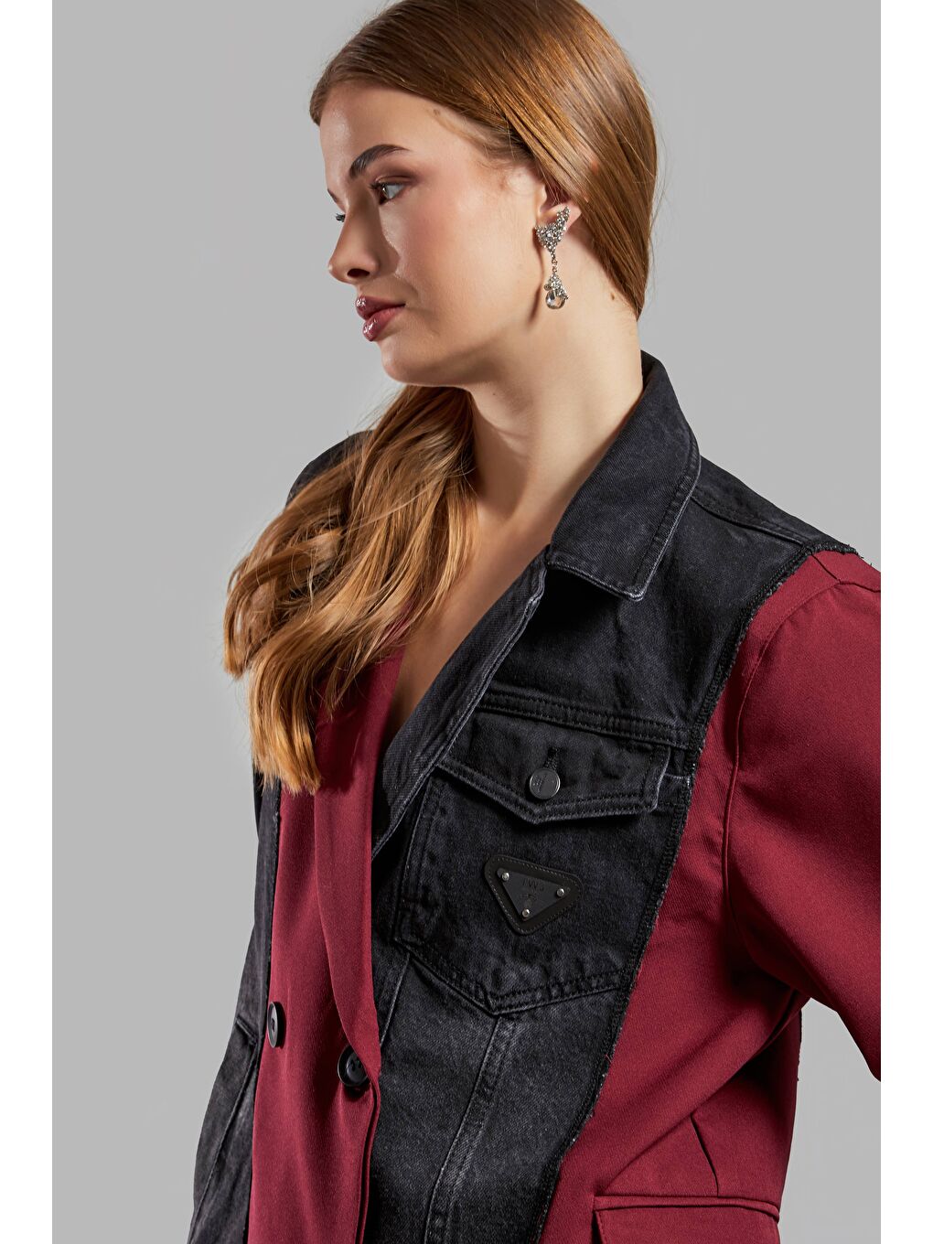 Kadın Bordo Renk Denim Kumaş Karışımlı Kruvaze Tasarım Ceket-4