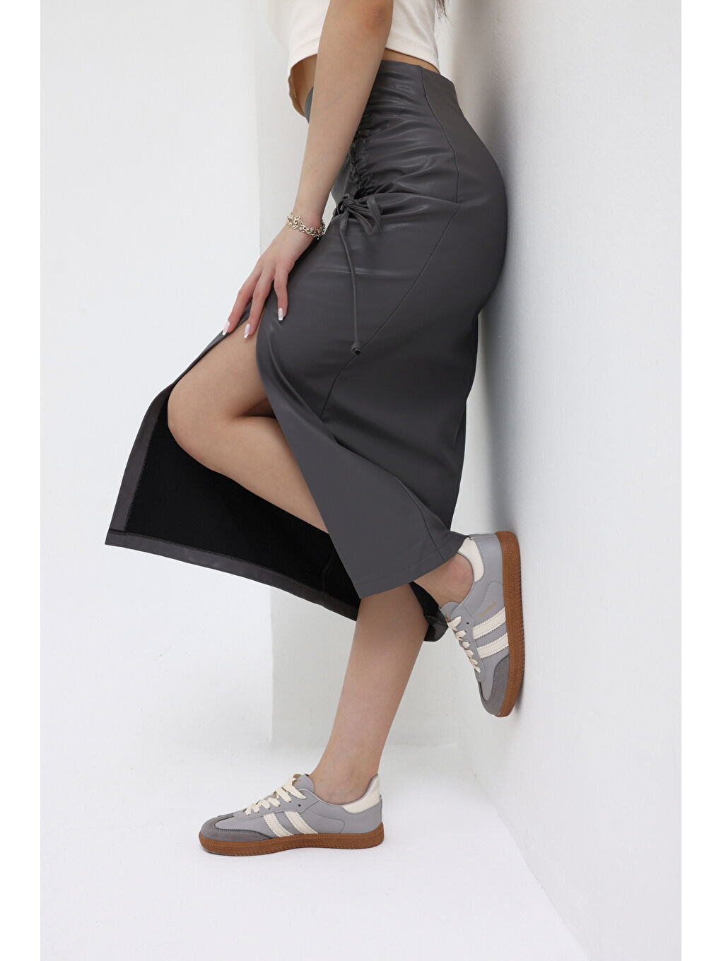 Unisex Gri Termo Taban Yanı Şeritli Bağcıklı Spor Ayakkabı-2