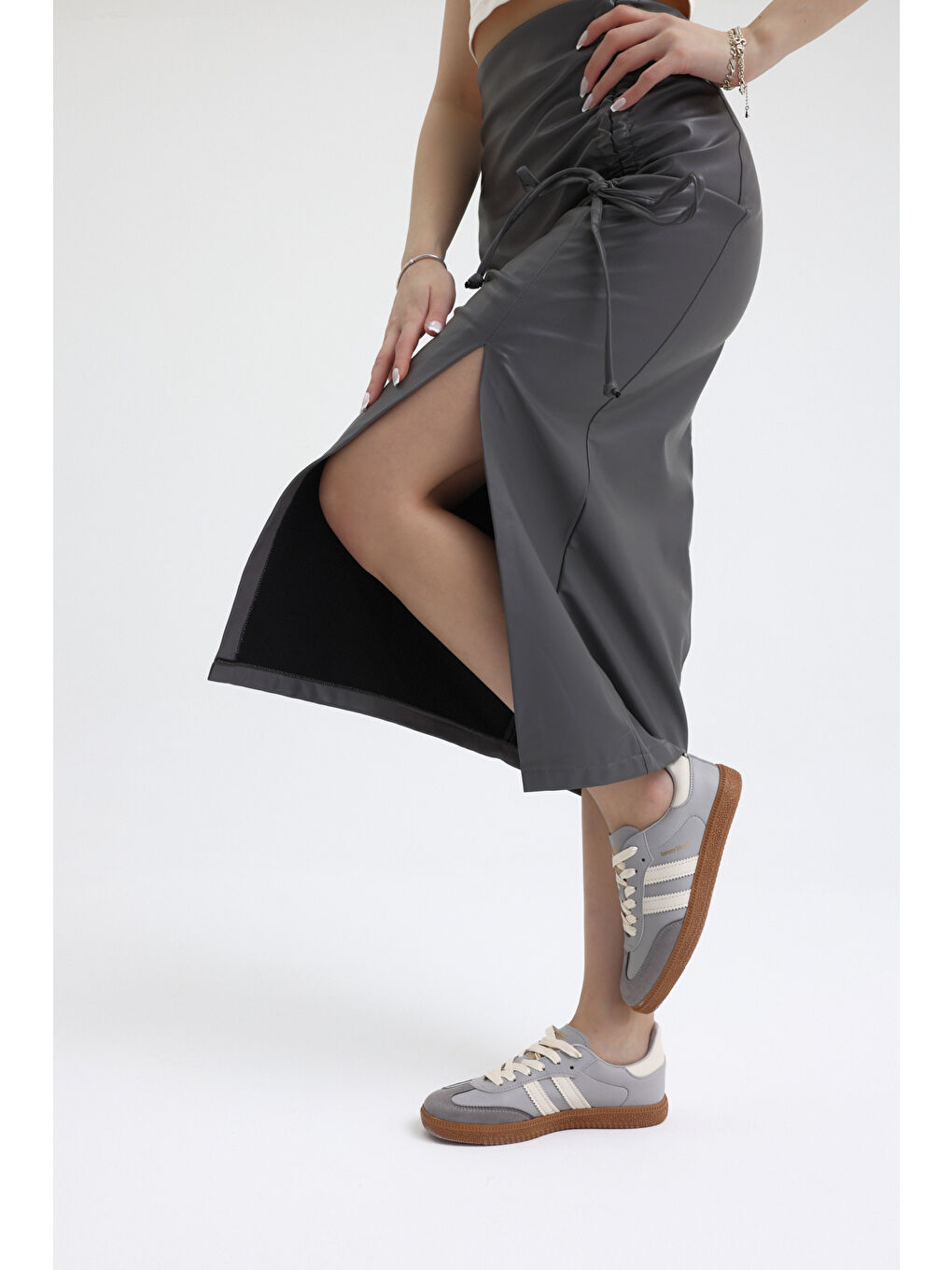 Unisex Gri Termo Taban Yanı Şeritli Bağcıklı Spor Ayakkabı-3