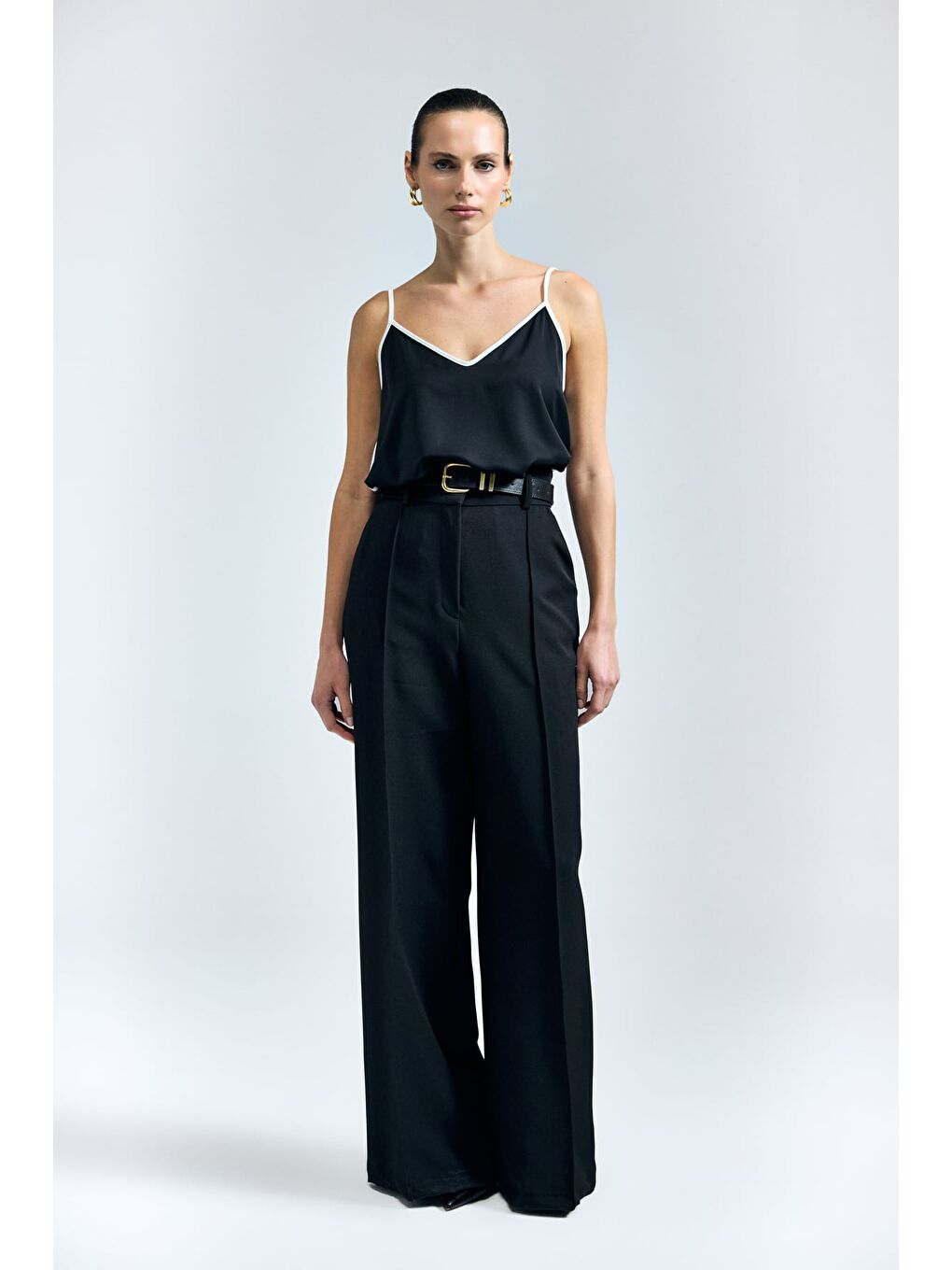 Kemer Detaylı Pantolon - Siyah-2