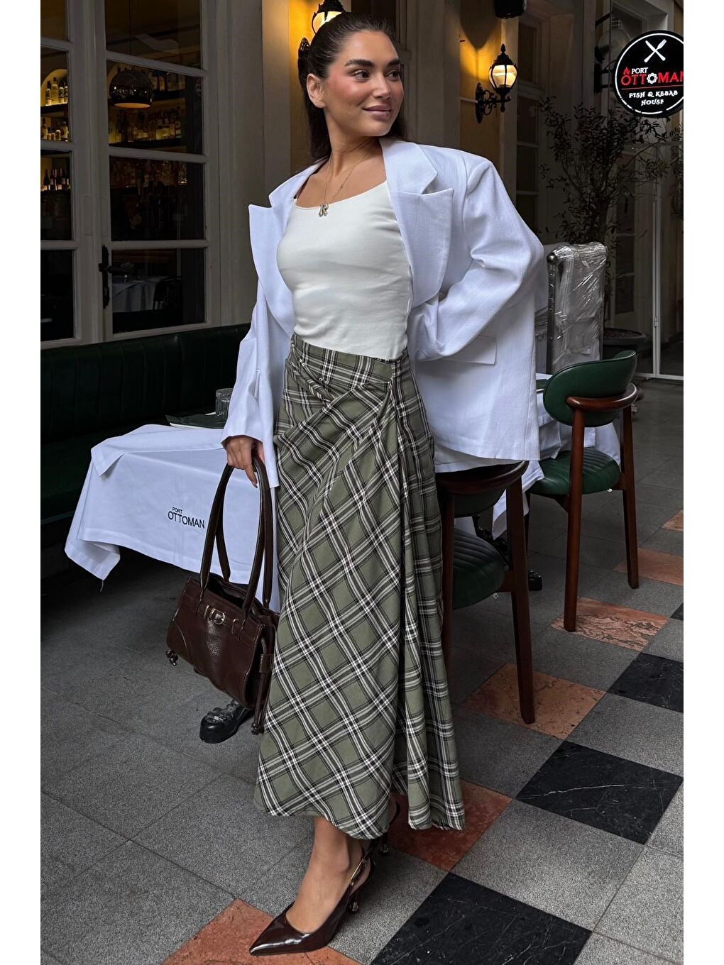 Yeşil Ekose Desenli Yırtmaç Detaylı Kruvaze Midi Kadın Etek Mg2690-9