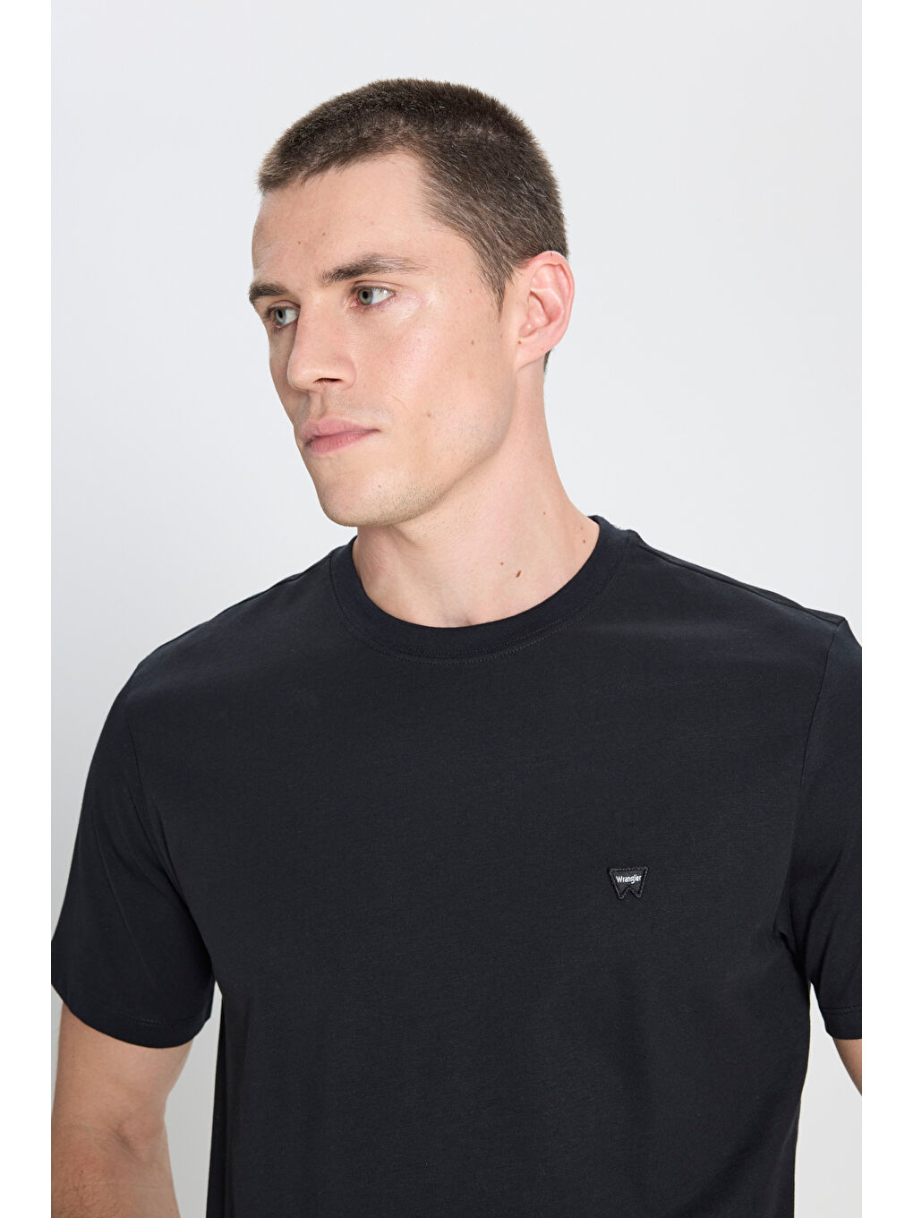 Regular Fit Normal Kesim Bisiklet Yaka %100 Pamuk Siyah Tişört-3