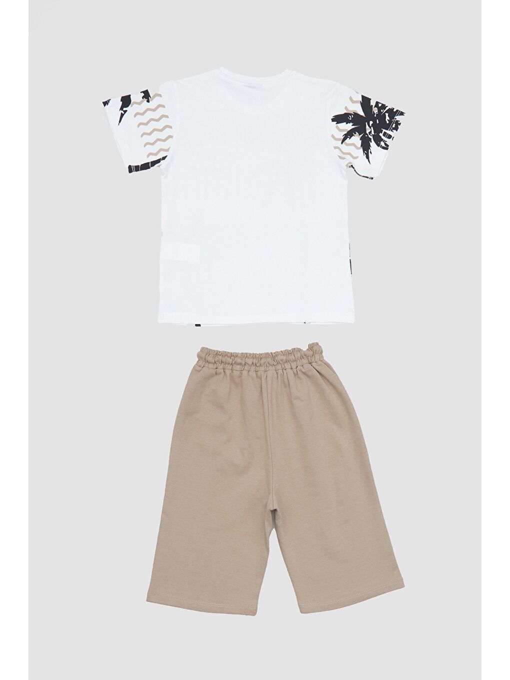 Bej Palmiye Baskılı Kaprili Erkek Çocuk Takım-1